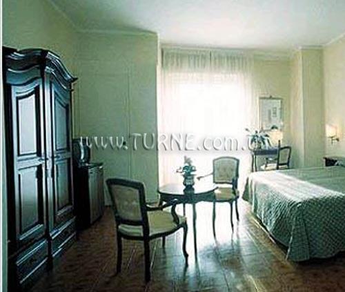 Отель Athena 2*