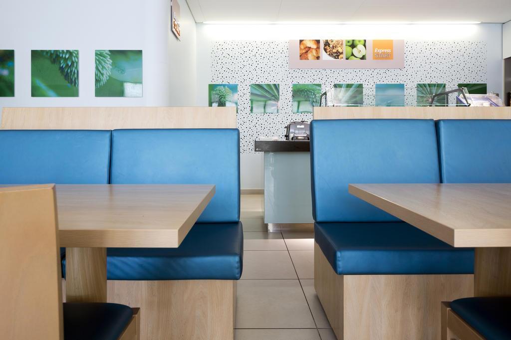 Holiday Inn Express Marseille Saint Charles 3* суреті