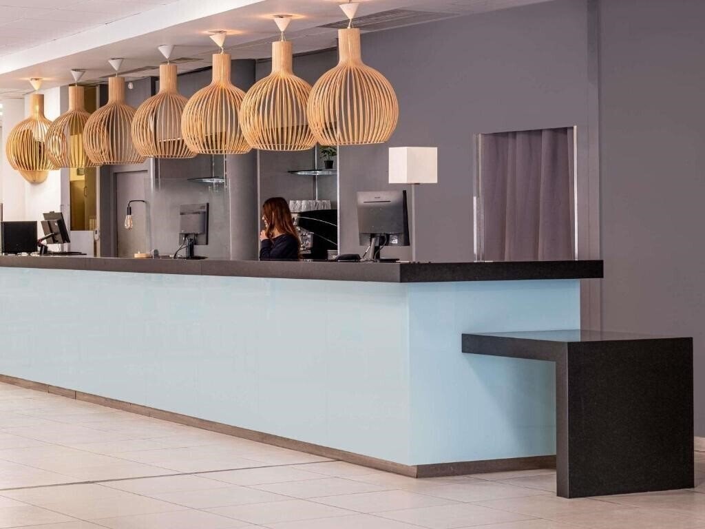 Фото Holiday Inn Express Marseille Saint Charles 3*