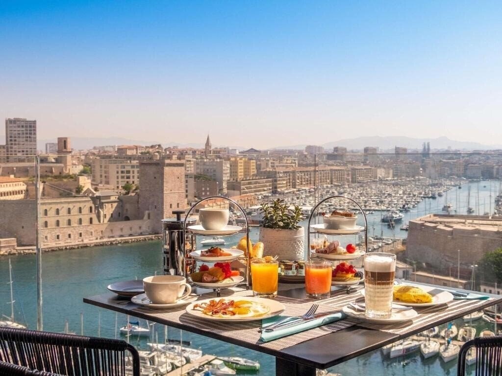 Sofitel Marseille Vieux Port 5* суреті