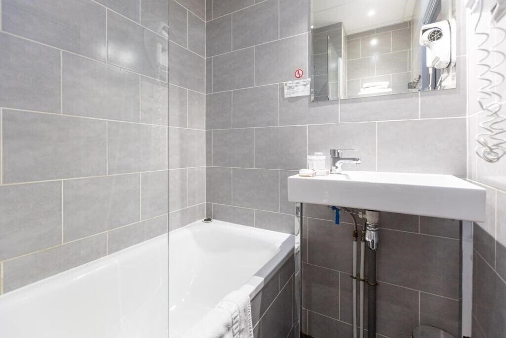 Edmond Rostand 3* суреті