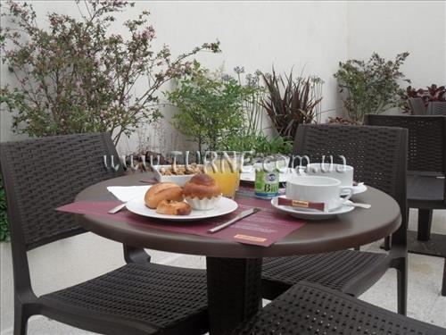 Отель Balladins Marseille Saint Charles 3*