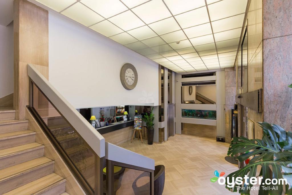 Kyriad Gare 3* суреті