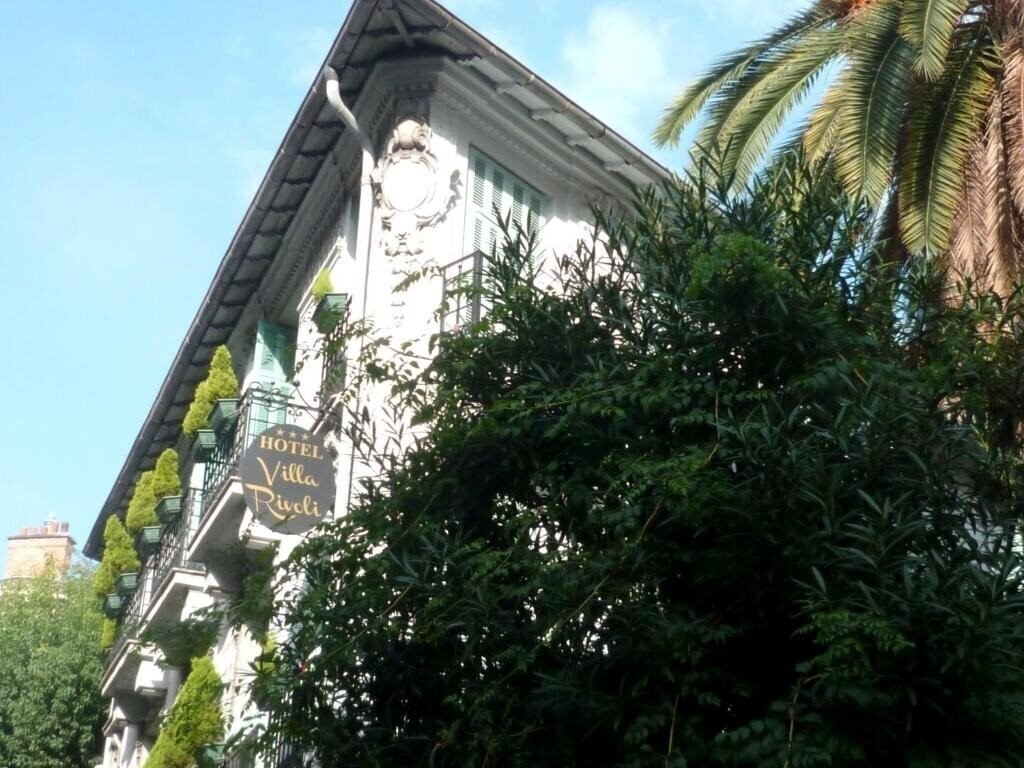Отель Villa Rivoli 3*