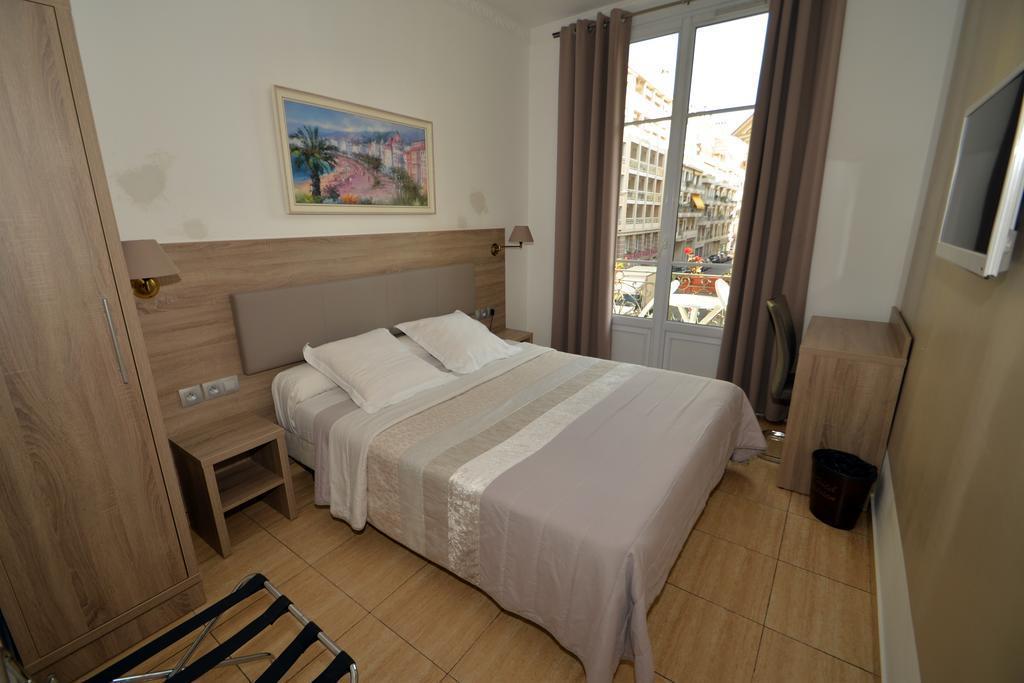 Фото Parisien 2*