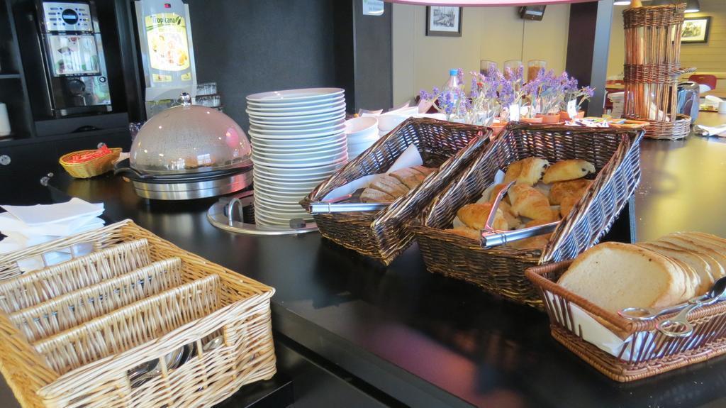 Фото Campanile Nice Centre Acropolis 3*