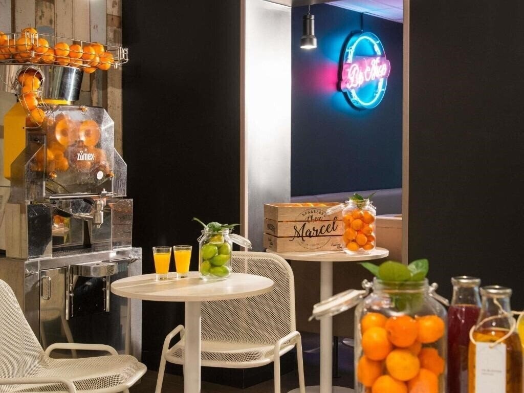 Ibis Styles Nice Centre Gare 3* фотосуреті