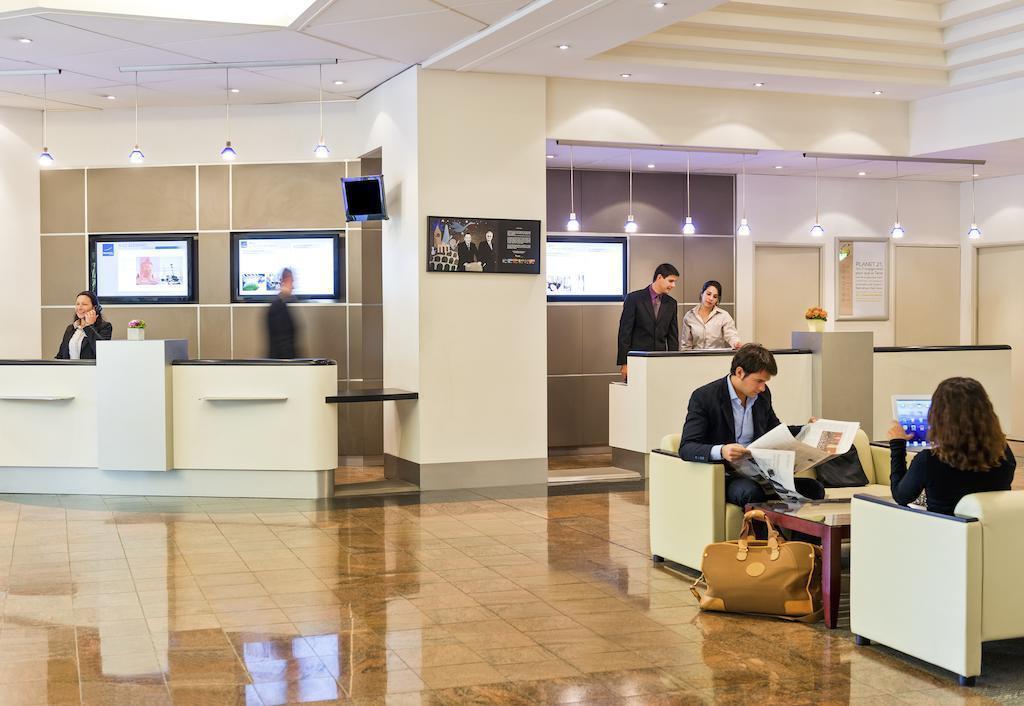 Отель Novotel Nice Arenas Aeroport 4*