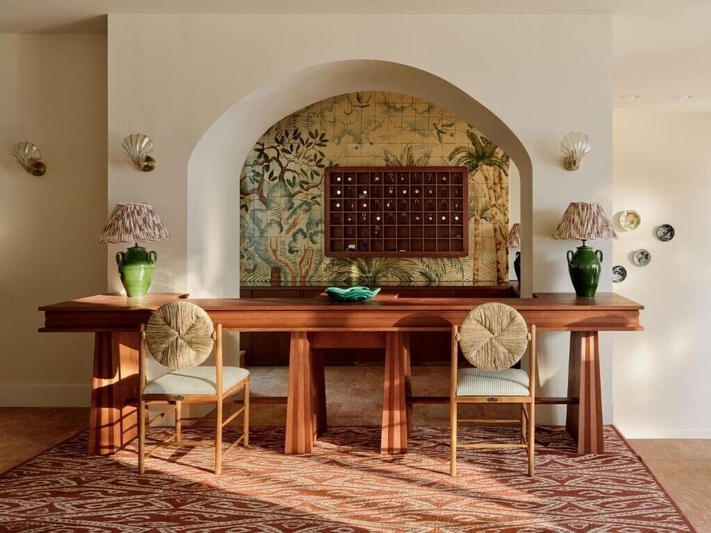 La Perouse 4* суреті