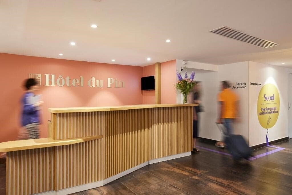 Kyriad Port 3* суреті