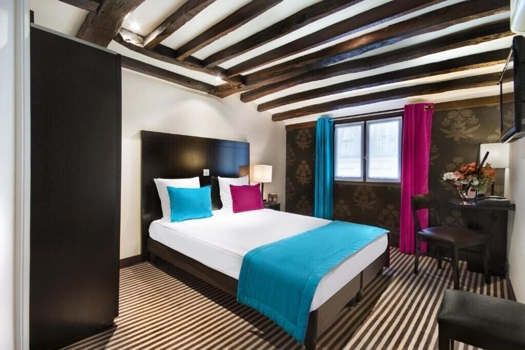 Отель Pax Opera 3*