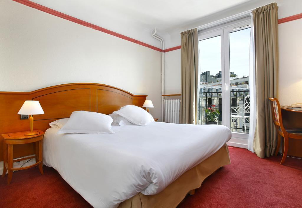 Отель Paris Eiffel Cambronne 3*
