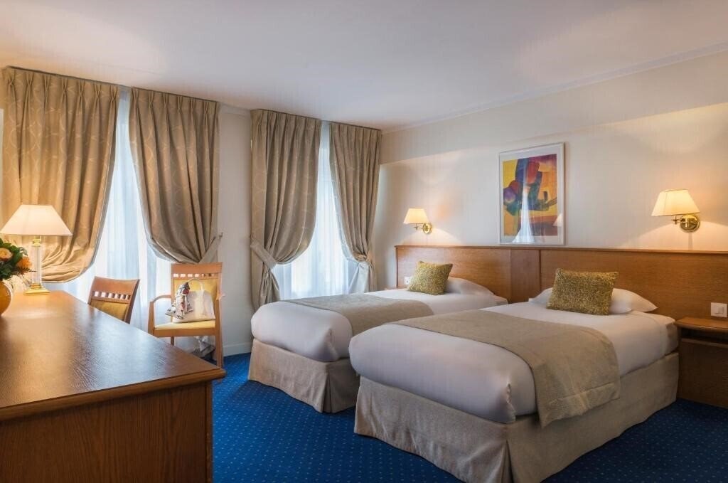 Фото Atlantic Hotel 3*