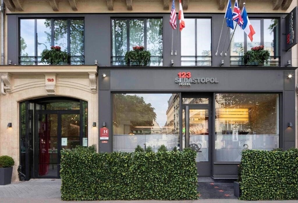 Отель Le 123 Sébastopol - Astotel 4*