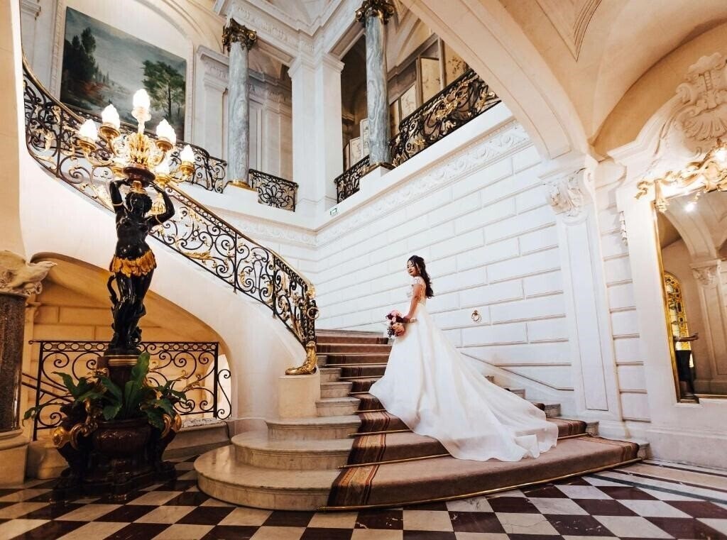 Shangri-La Hotel Paris 5* фотосуреті