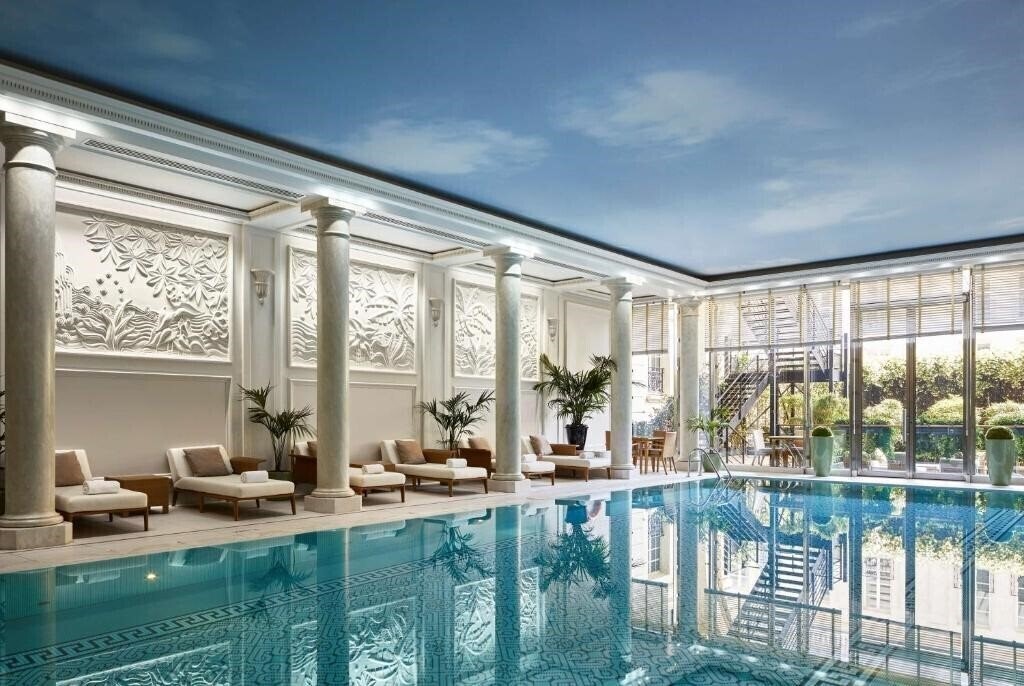 Shangri-La Hotel Paris 5* суреті
