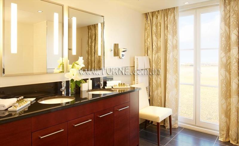 Relais Spa Chessy 4* суреті