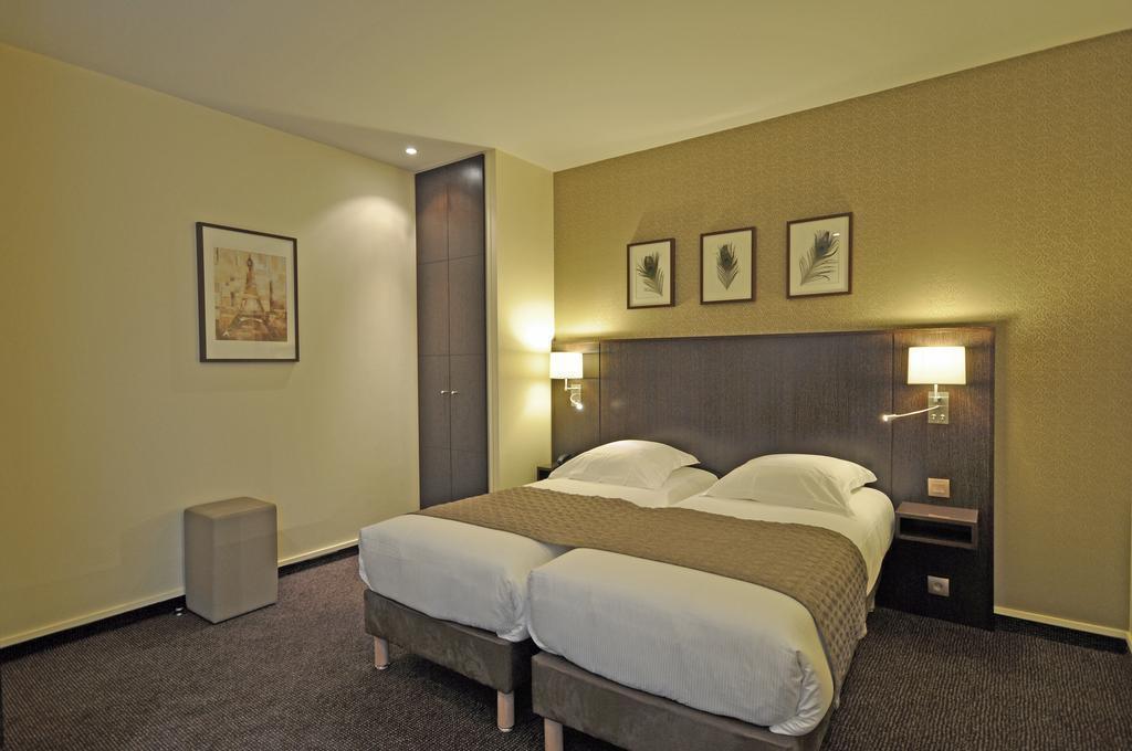 Eiffel Saint Charles 3* фотосуреті