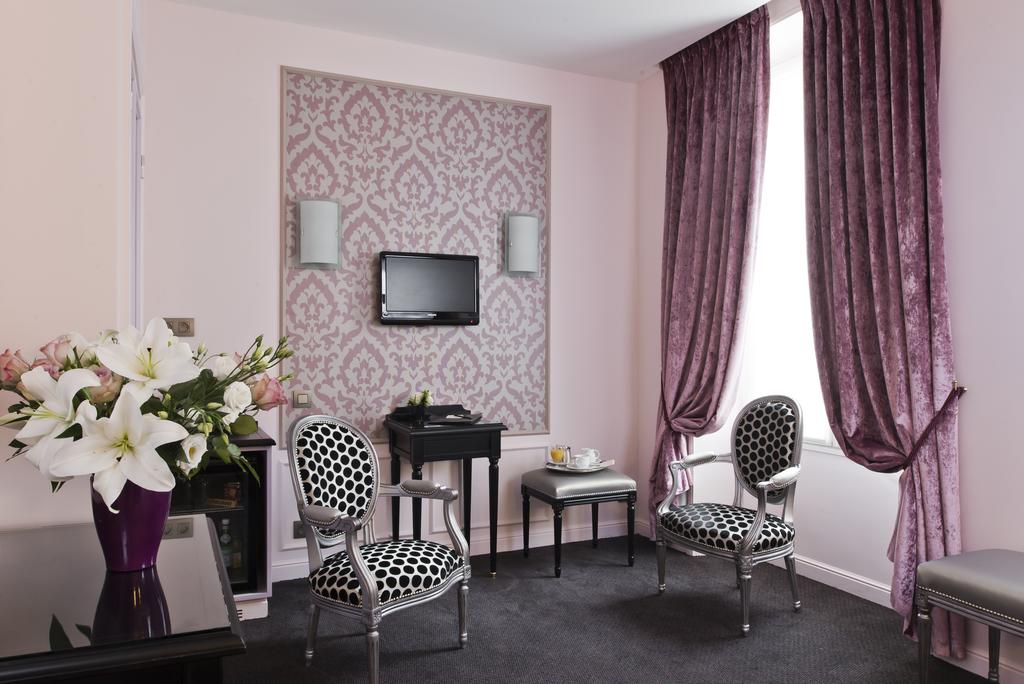 Фотография St Petersbourg. 3*