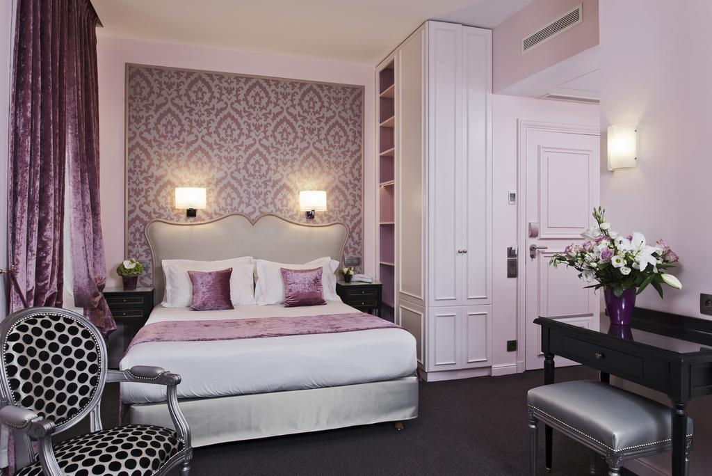 Изображение St Petersbourg. 3*