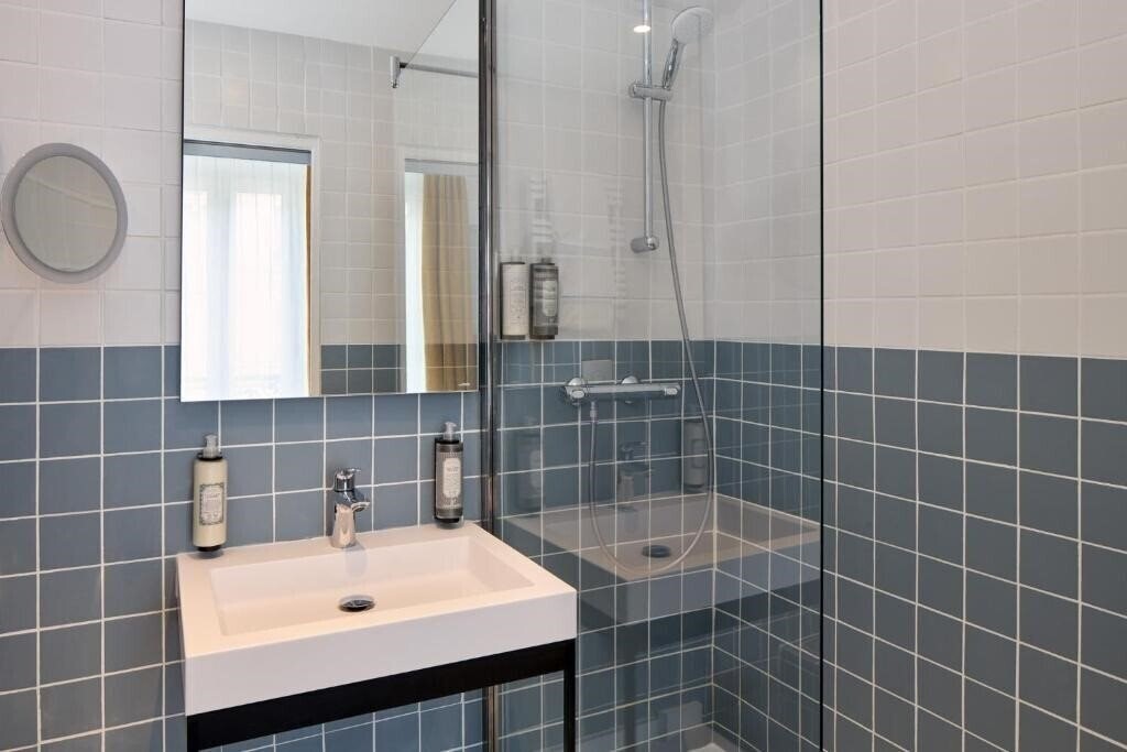 Фотография Timhotel Paris Gare du Nord (ex. Kyriad Paris X Gare du Nord) 3*