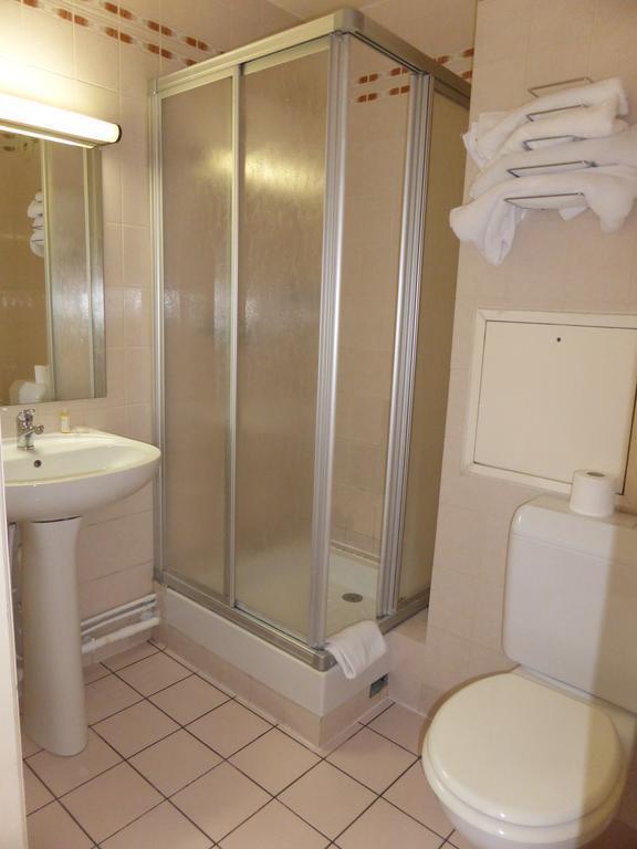 Hotel De Paris Saint Georges 3* фотосуреті