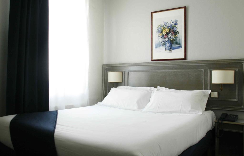 Отель Garden Opera 3*