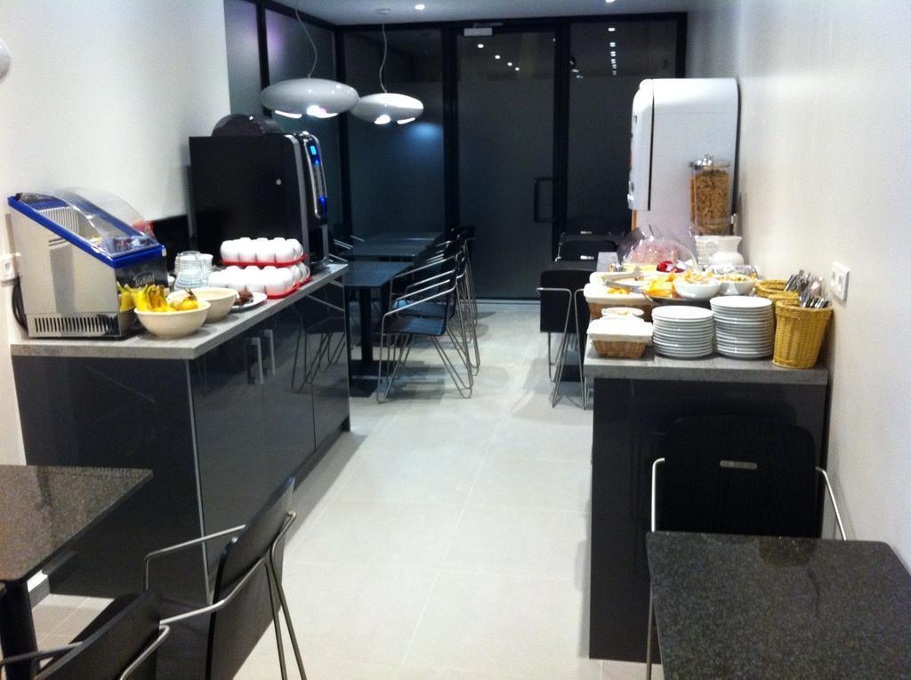 Brady Gare De L'Est (ex. Comfort Gare De L'Est) 3* суреті