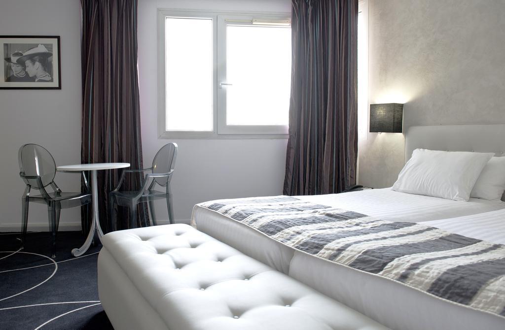 Holiday Inn Paris Montparnasse Pasteur 4* қонақ үйі