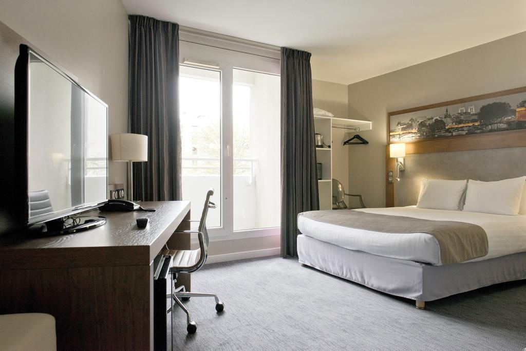 Holiday Inn Paris Montparnasse Pasteur 4* фотосуреті