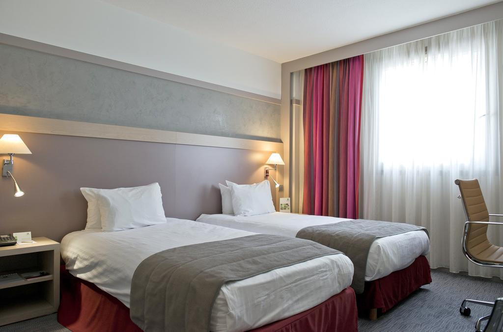 Holiday Inn Paris Montparnasse Pasteur 4* суреті