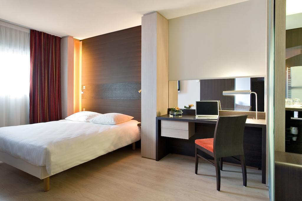 Картинка Oceania Paris Porte De Versailles 4*