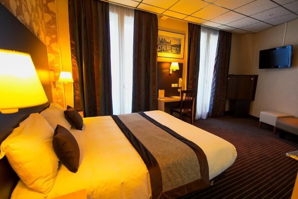 Hotel Des Trois Gares 3* қонақ үйі