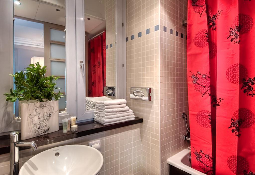 Best Western Paris Gare Saint Lazare 4* фотосуреті