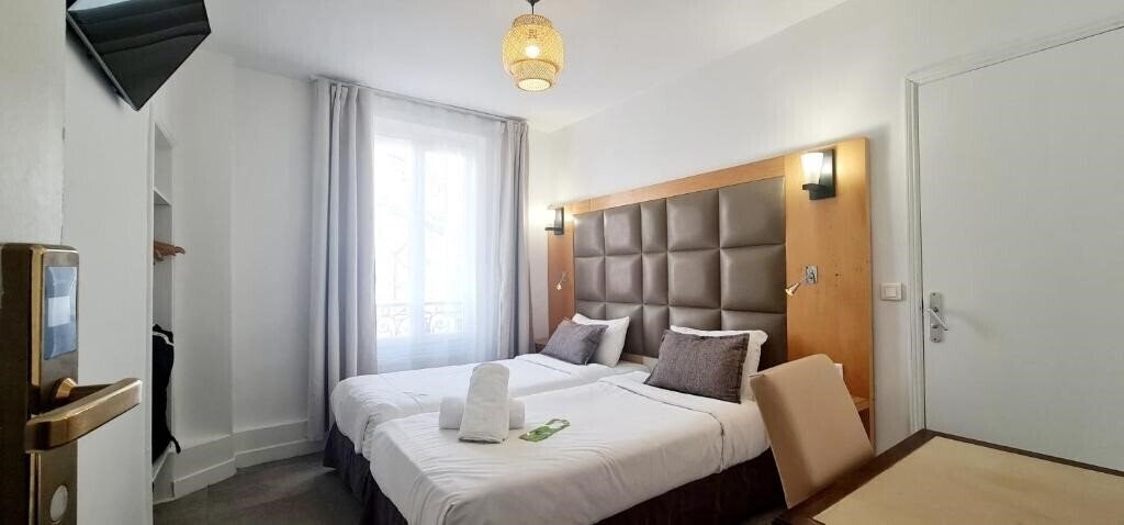 Hotel De France 2* қонақ үйі