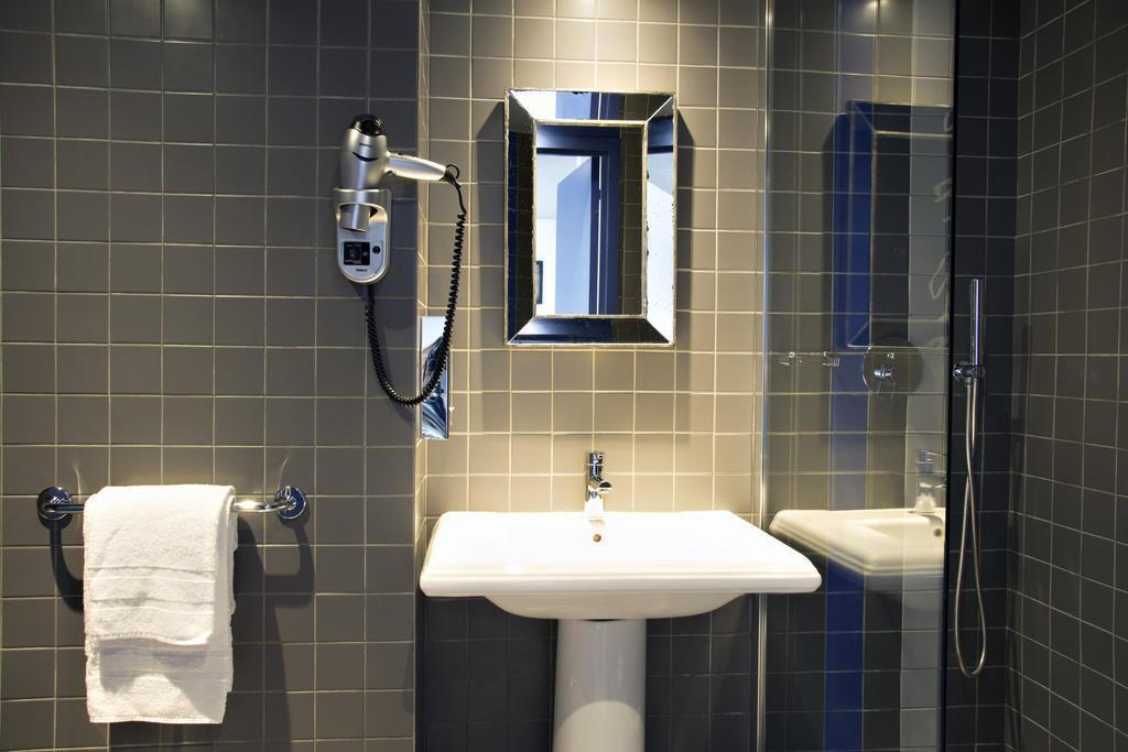 Картинка Hotel Mademoiselle 4*