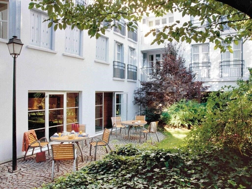 Adagio Aparthotel Paris Montmartre 3* қонақ үйі