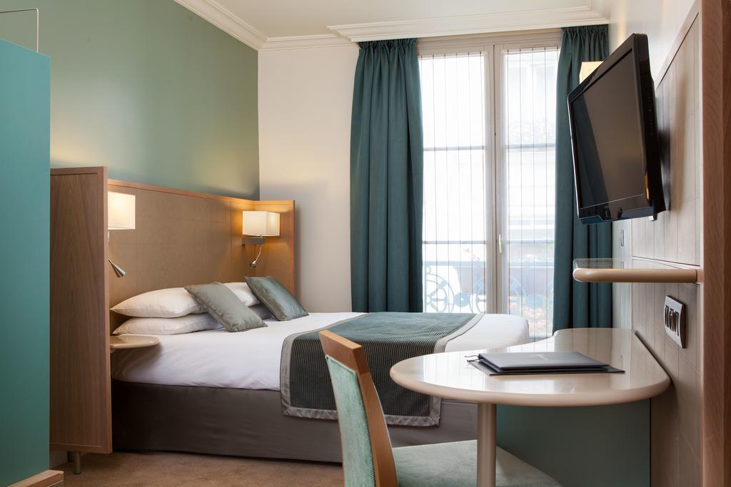 Corona Opera Hotel 3* қонақ үйі