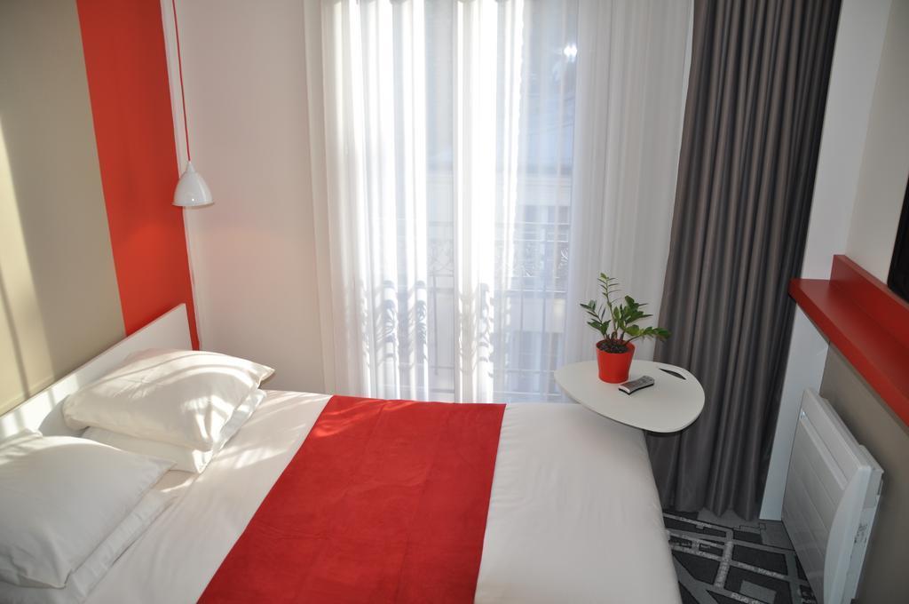 Фото Ibis Styles Paris Montmartre Nord 3*