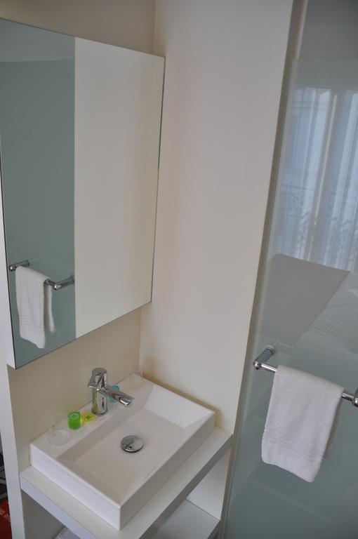 Ibis Styles Paris Montmartre Nord 3* фотосуреті