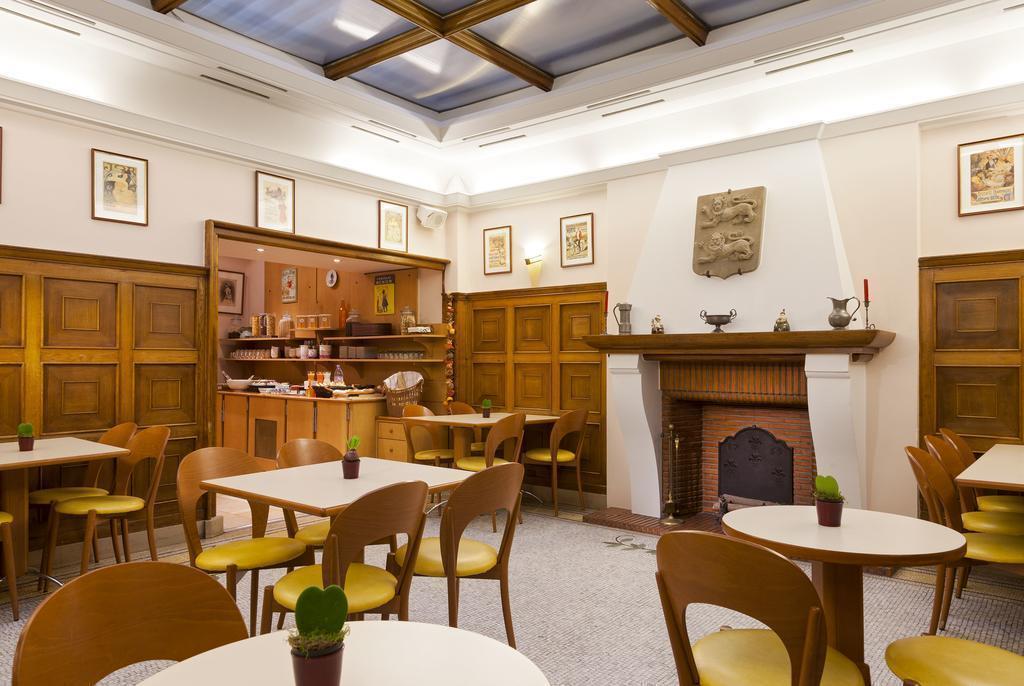 Отель Timhotel Palais Royal 3*