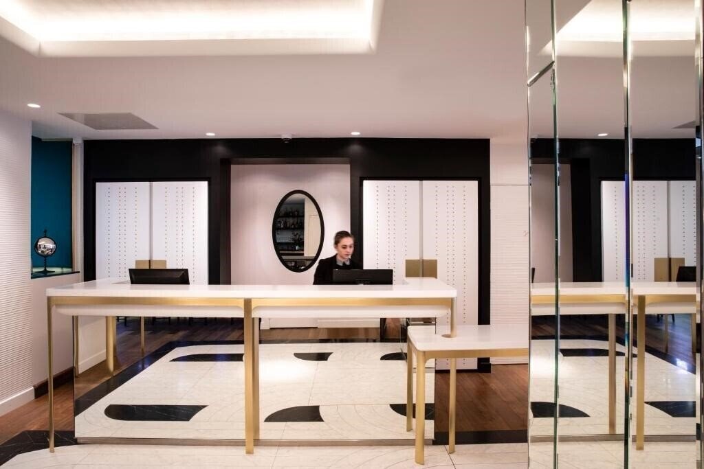 Hotel Victor Hugo Paris Kleber (ex. Best Western Hotel Victor Hugo) 4* суреті