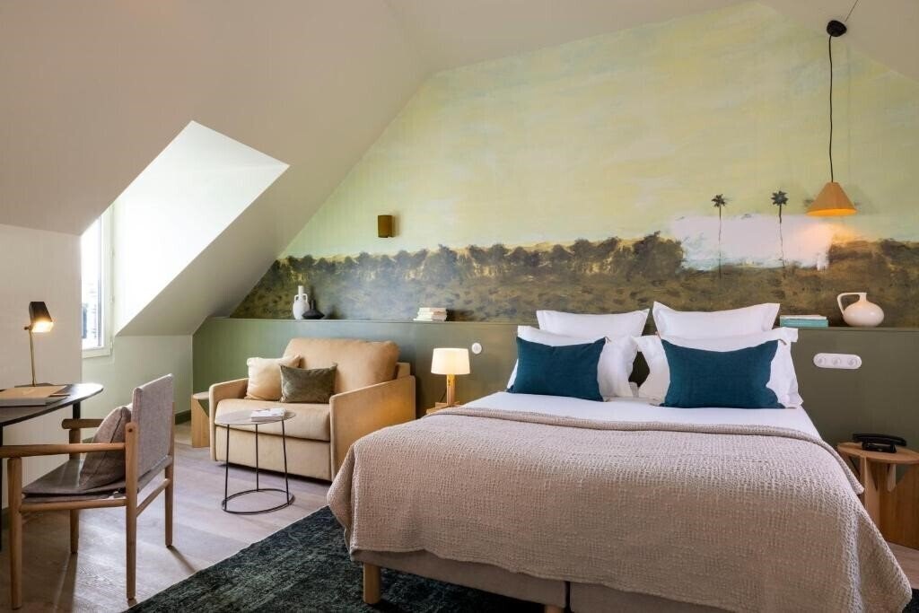 Отель Beaumarchais 4*