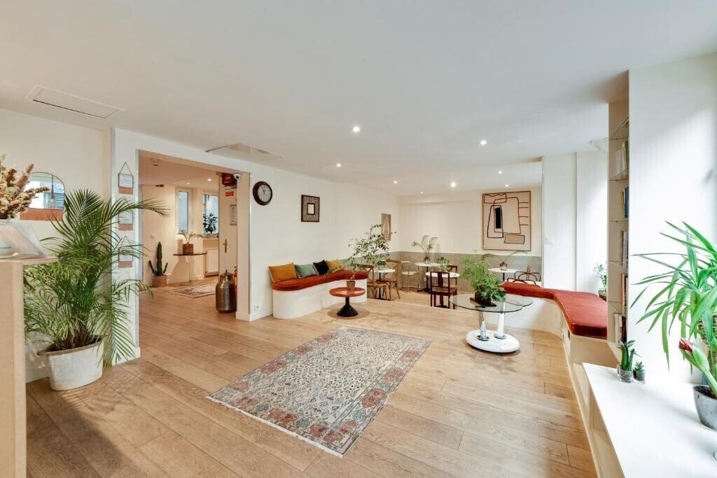 Hotel Angleterre Etoile 2* қонақ үйі