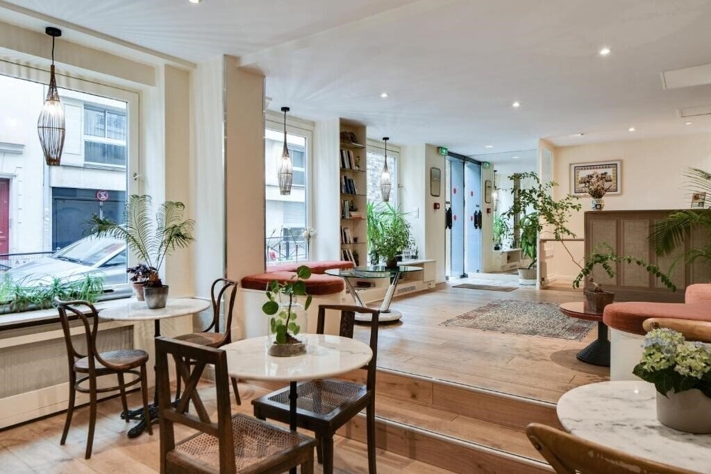 Hotel Angleterre Etoile 2* суреті