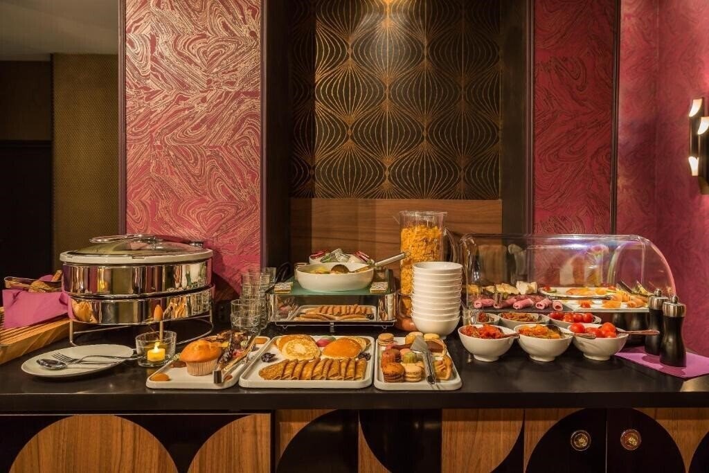Idol Hotel 4* фотосуреті