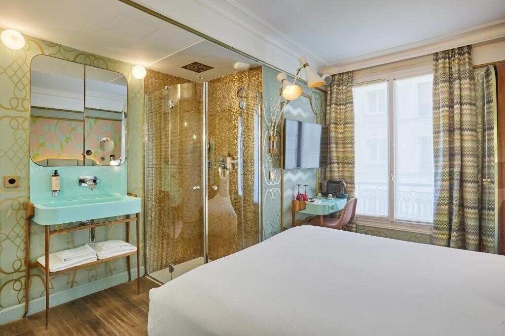 Idol Hotel 4* суреті