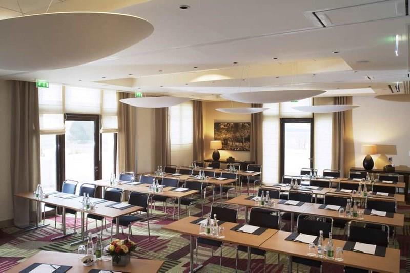 Radisson Blu At Disneyland 4* фотосуреті