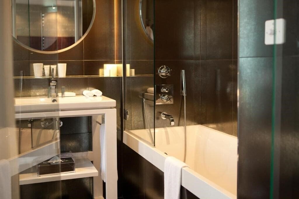 Le Pavillon Des Lettres 4* фотосуреті