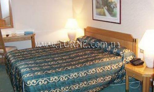 Отель Royal Elysees 4*